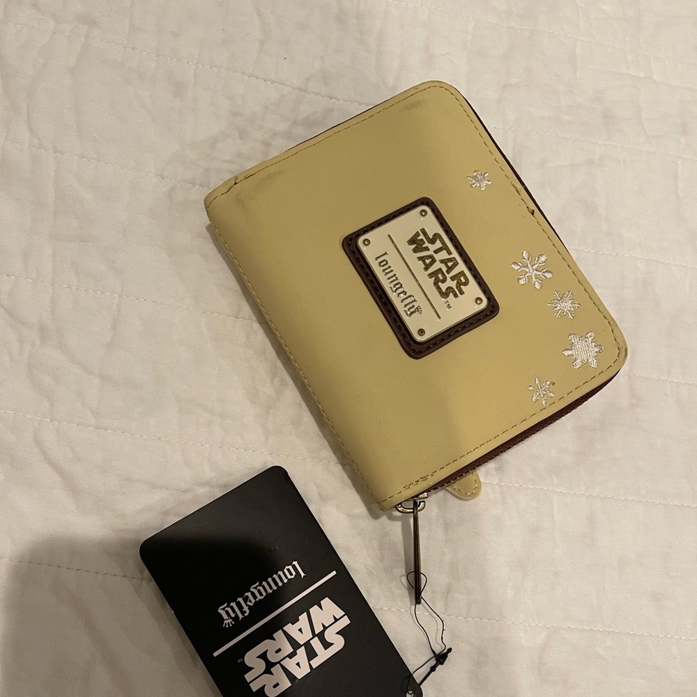 New Loungefly Star Wars Wallet - Picture 3 of 11